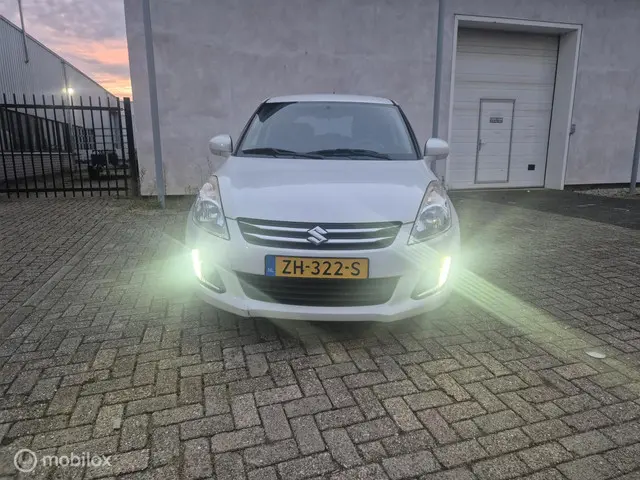 Suzuki Swift 1.2 Exclusive EASSS 2015 Benzine 6