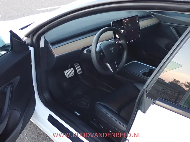 Tesla Model 3 Performance AWD 75kWh 2020 Elektrisch 9