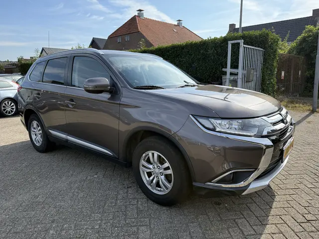 Mitsubishi Outlander 2.0 2017 Benzine
