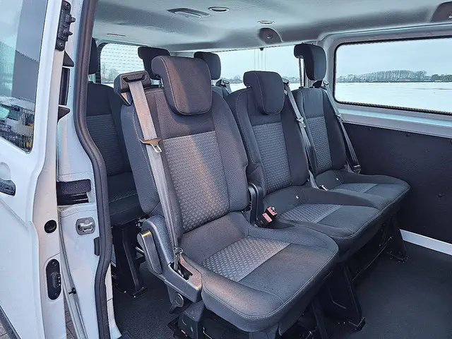 Ford Transit Custom 2.0 2023 Diesel 12