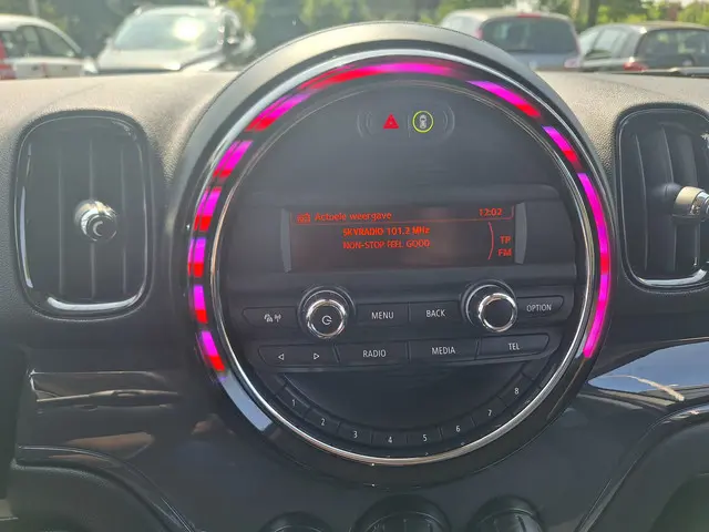 MINI Countryman Mini 1.5 One 2018 Benzine 22