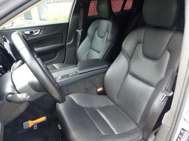 Volvo V60 T5 Momentum 2018 Benzine 10