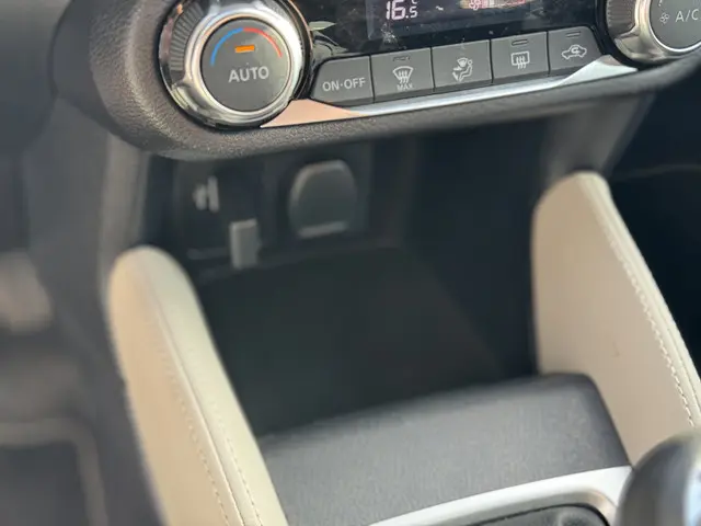 Nissan Micra 1.0 IG-T N-Connecta Trekhaak 2019 Benzine 24