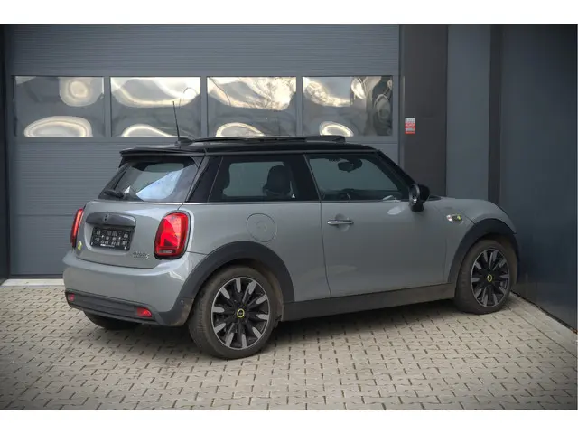 MINI Electric Mini Yours 33 kWh 2020 Elektrisch 4