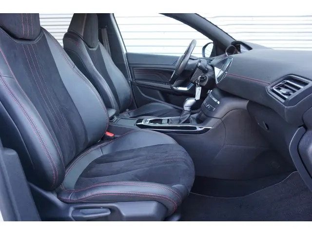 Peugeot 308 1.2 PureTech GT-line AUTOMAAT 2015 Benzine 29