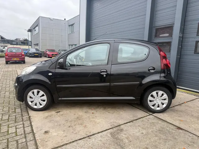 Peugeot 107 2