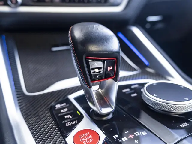 BMW X5 M Competition 2022 Benzine 38