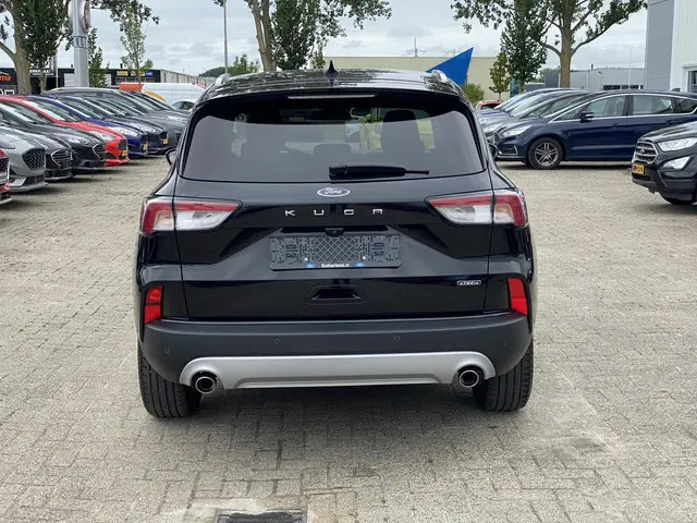Ford Kuga 2.5 PHEV Titanium 2021 Hybride Benzine 13