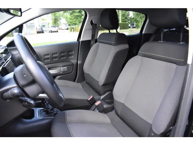 Citroën C3 PureTech 110 Feel 2019 Benzine 2