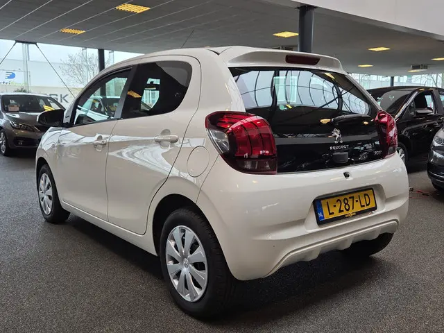 Peugeot 108 1.0 e-VTi Active 2021 Benzine 3