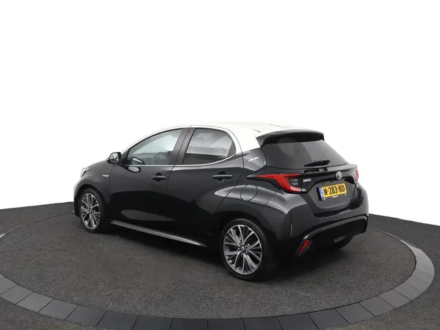 Toyota Yaris 1.5 Hybrid 2021 Hybride Benzine 12