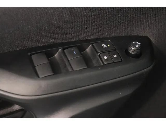 Toyota Yaris 1.5 Hybrid 2025 Hybride Benzine 20