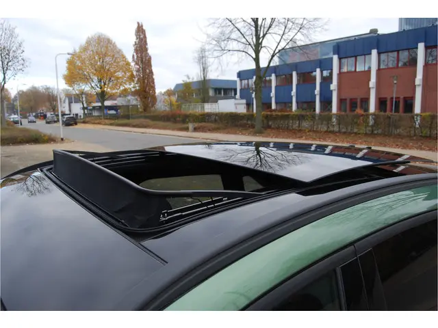 Ford Kuga 2.5 PHEV 243PK ST-Line X 2025 Hybride Benzine 14