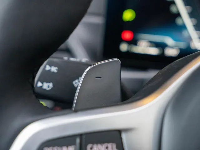 BMW 3 Serie Sedan 320i 2025 Benzine 15