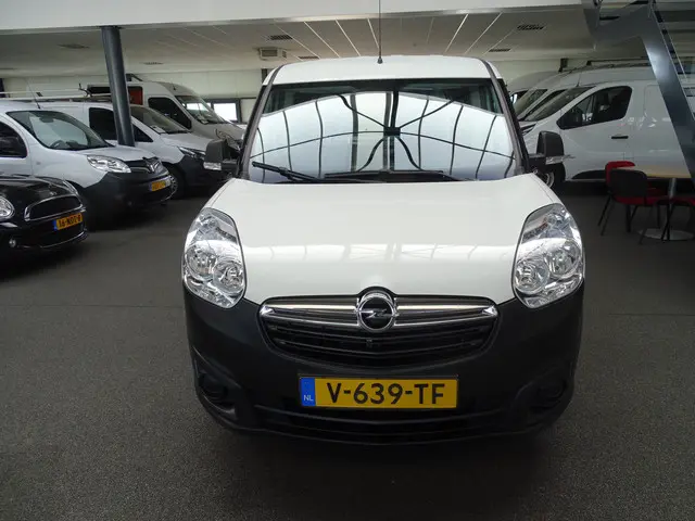 Opel Combo 1.3 CDTi L2H1 Executive, Maxi, 2018 Diesel 2