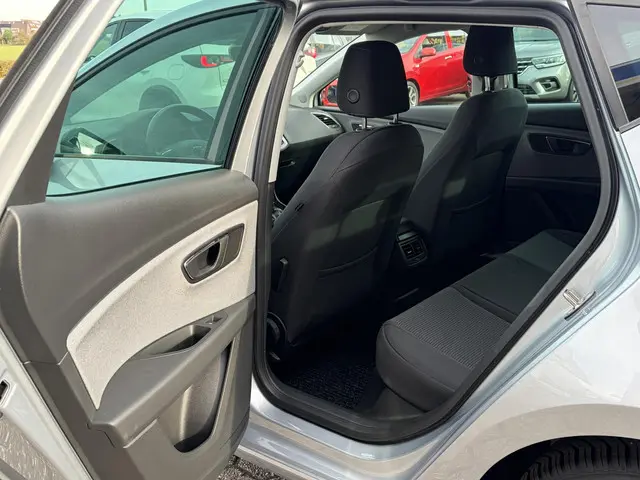 SEAT Leon 1.0 EcoTSI Style 2018 Benzine 19