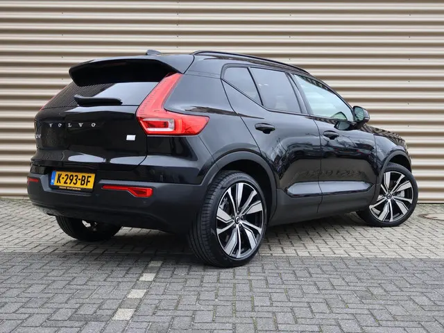 Volvo XC40 P8 AWD R-Design 2020 Elektrisch 9