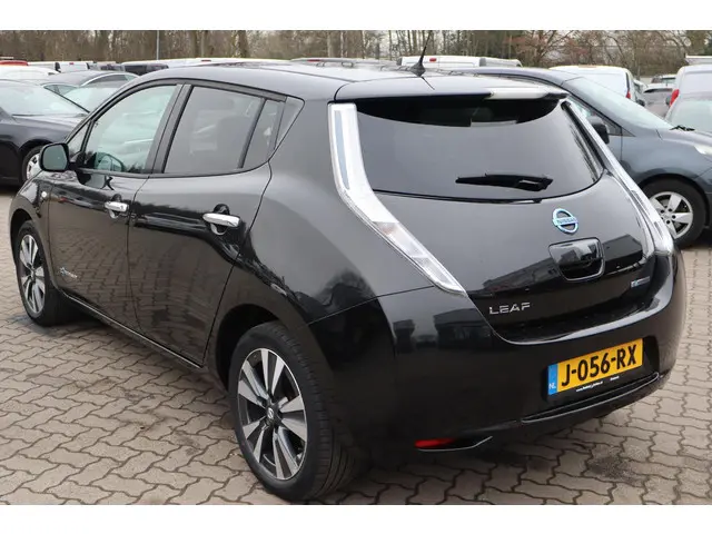 Nissan Leaf Tekna 24 kWh 2016 Elektrisch 8