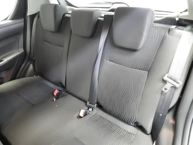 Suzuki Swift 1.2 Comfort EASSS GT 2013 Benzine 14