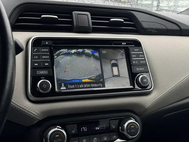 Nissan Micra 0.9 IG-T Tekna 2017 Benzine 17