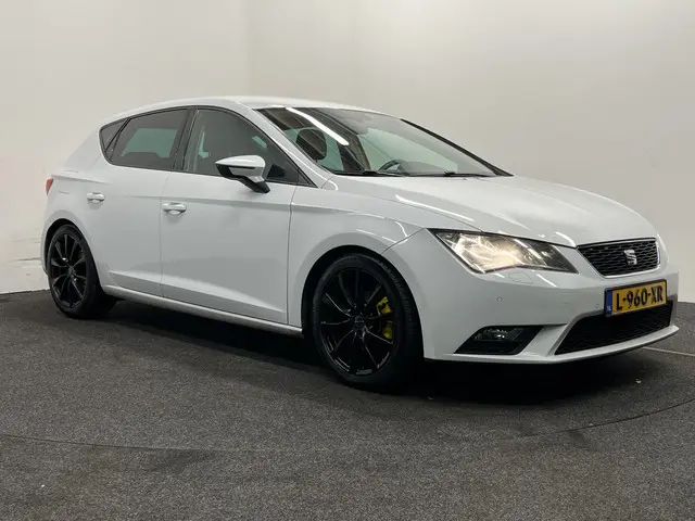 SEAT Leon 1.4 TSI Style Business 2015 Benzine 33