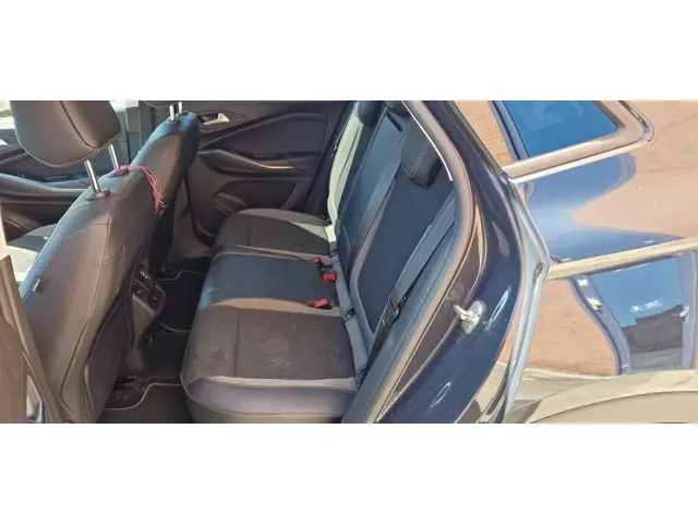 Opel Grandland X 1.2 Turbo Bus. Ex. 2019 Benzine 10