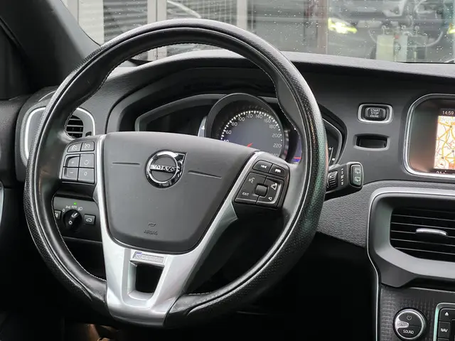 Volvo V40 2.0 T4 Business Sport 2018 Benzine 12