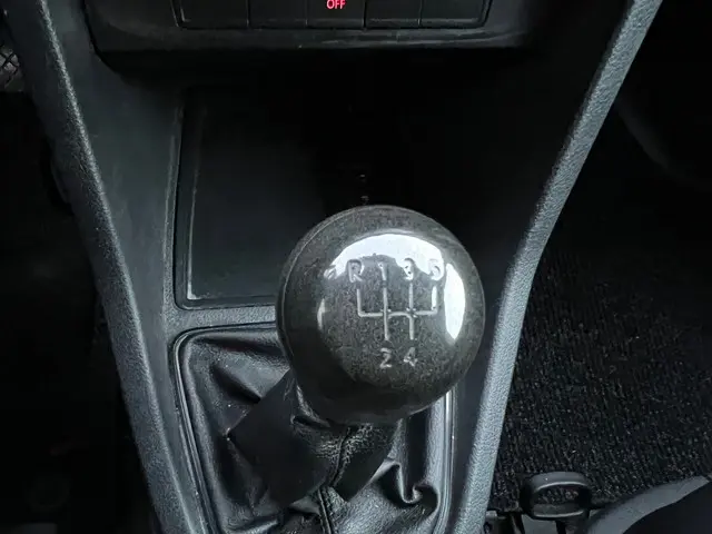 Volkswagen Caddy 2.0 TDI L1H1 BMT Trendline 2016 Diesel 25