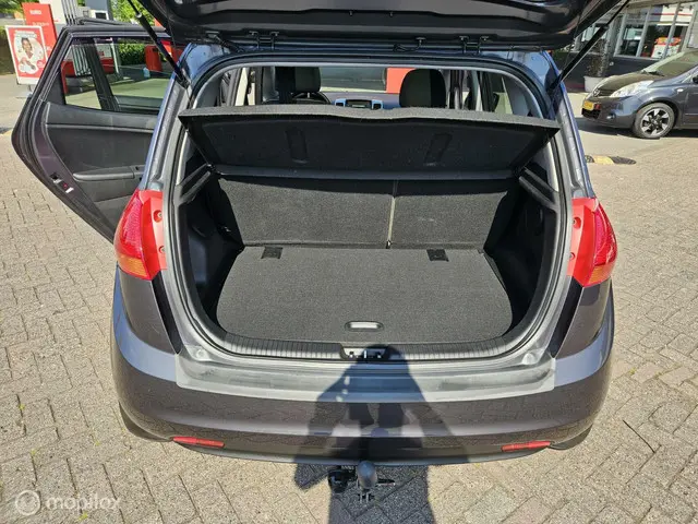 Kia Venga 1.6 CVVT World Cup Edition 2014 Benzine 13