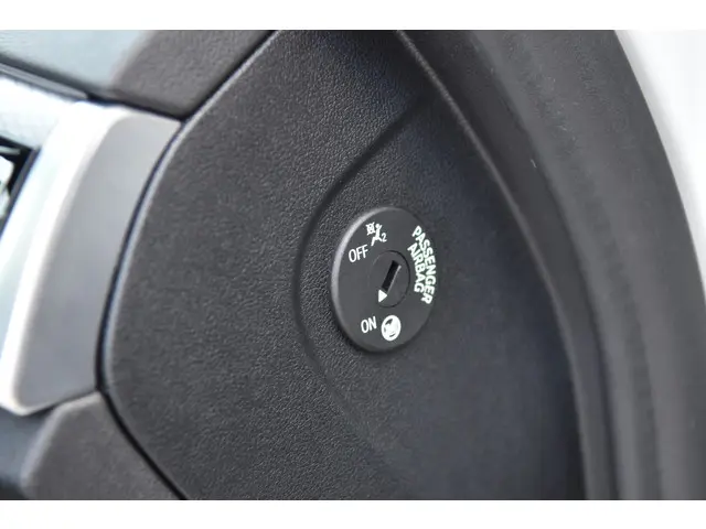 BMW 5 Serie 520i High Executive 2020 Benzine 31