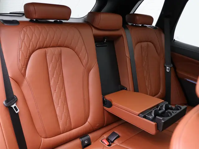 BMW X5 xDrive45e 2022 Hybride Benzine 26