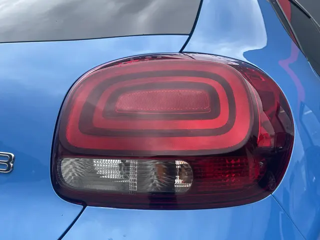 Citroën C3 1.2 PureTech S&S Shine 2017 Benzine 8