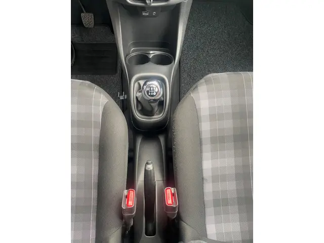 Peugeot 108 1.0 e-VTi Active 2019 Benzine 11