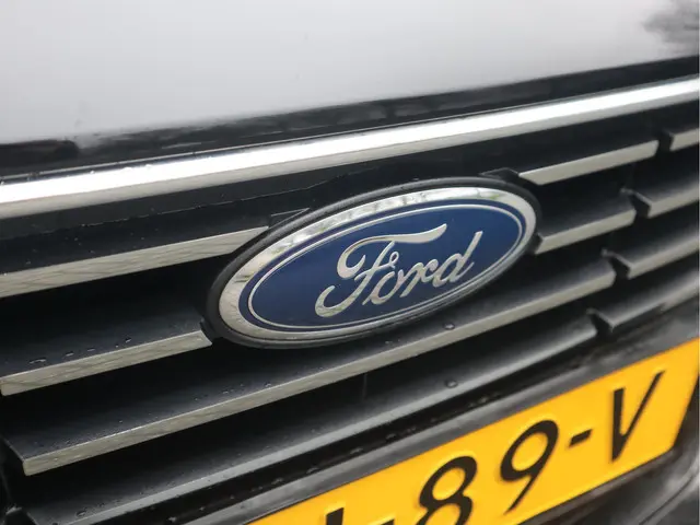 Ford Focus 1.0 EcoBoost Hybrid 2024 Hybride Benzine 34