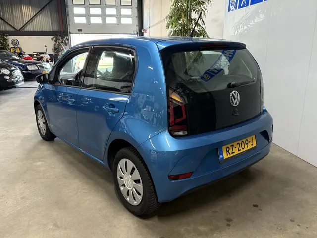 Volkswagen up! 2
