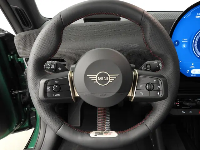 MINI 3-Deurs E 2024 Elektrisch 10