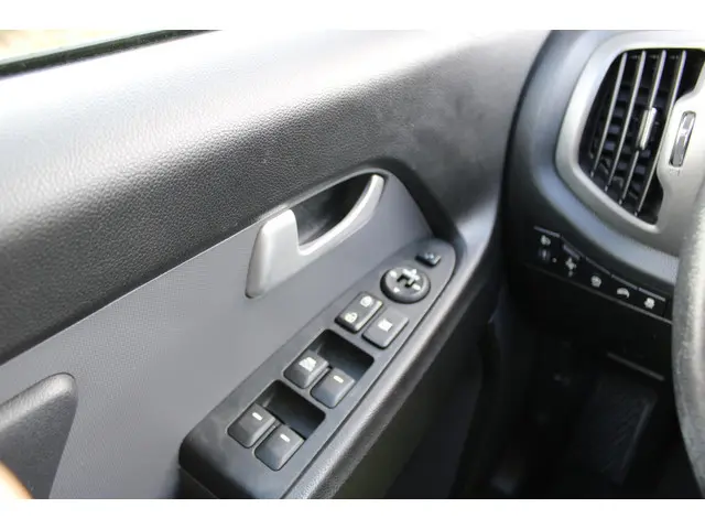 Kia Sportage 1.6 GDI Plus Pack 2013 Benzine 11