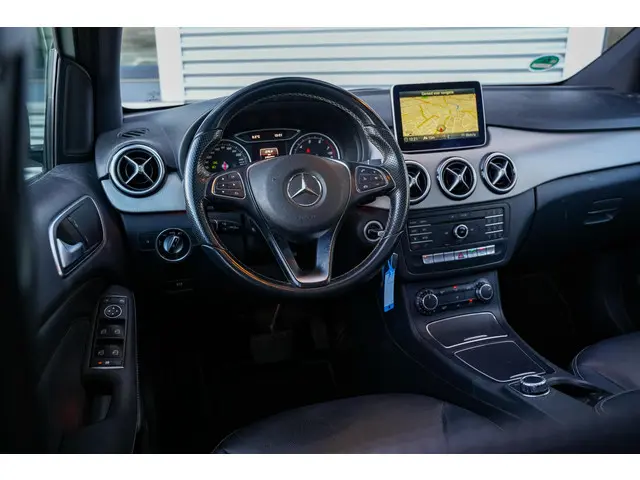 Mercedes-Benz B-Klasse 180 Ambition 2015 Benzine 4