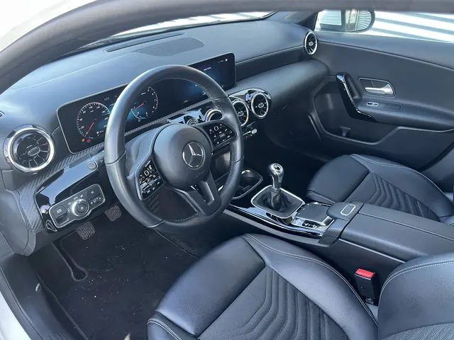 Mercedes-Benz A-Klasse 160 Advantage 2019 Benzine 18
