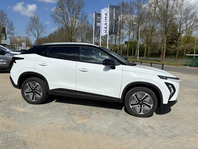 Omoda 5 Premium 61 kWh 2025 Elektrisch 33