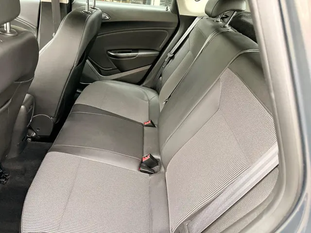 Opel Astra 1.4 Cosmo 2014 Benzine 8