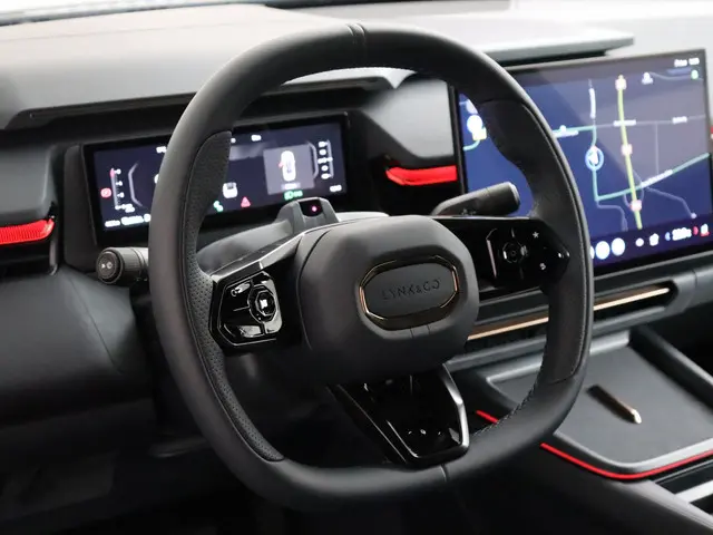 Lynk & Co 08 1.5 More 2025 Hybride Benzine 22