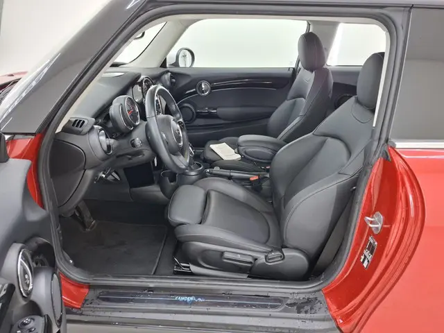 MINI Cooper Mini 1.5 Camden Edition 2023 Benzine 7