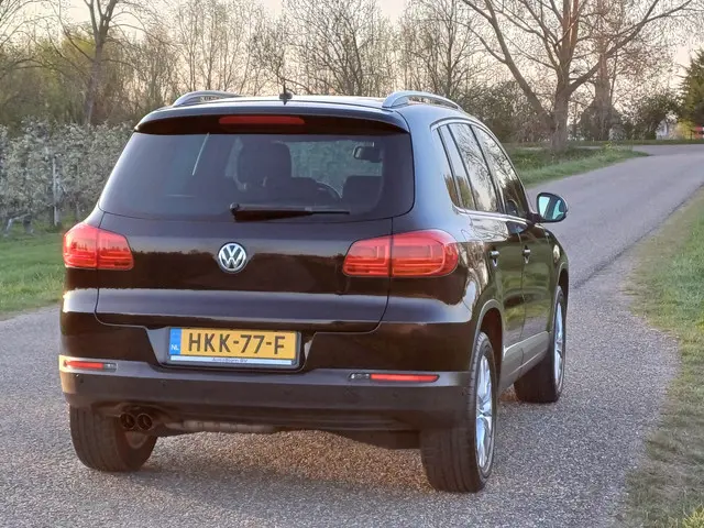 Volkswagen Tiguan 1.4 TSI LIFE 2013 Benzine 6