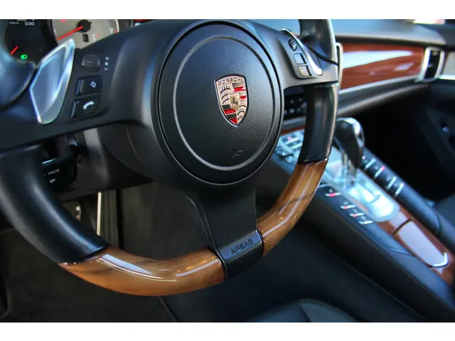 Porsche Panamera 4.8 S 2012 Benzine 45