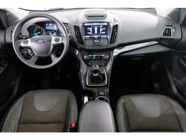 Ford Kuga 1.5 Titanium 2016 Benzine 3