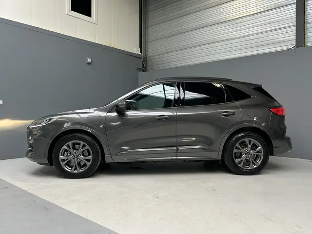Ford Kuga 2.5 PHEV ST-Line 2021 Hybride Benzine 6