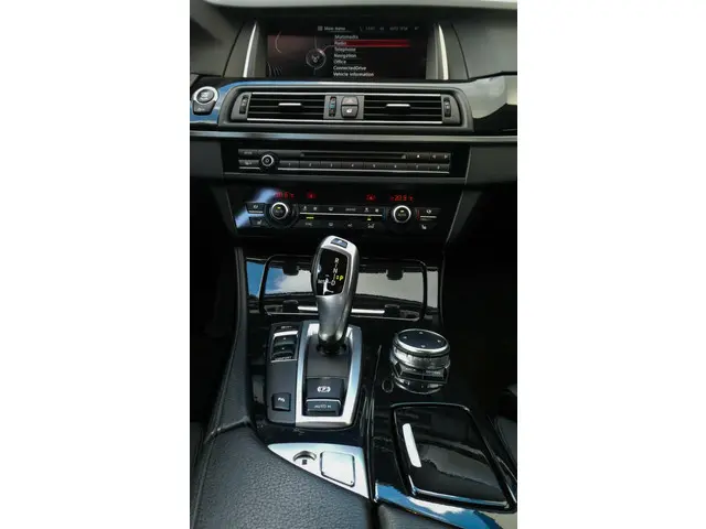 BMW 5 Serie 520i High Executive - NL Auto 2015 Benzine 11