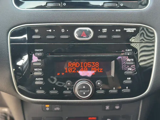 Fiat Punto Evo 0.9 TwinAir Lounge 2016 Benzine 11