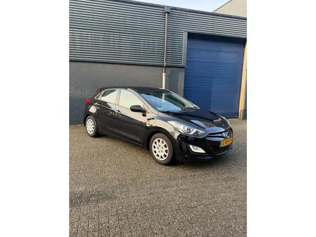 Hyundai i30 1.4 2014 Benzine 2